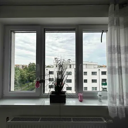 Lägenhet Csaladbarat Lakas Sziveben